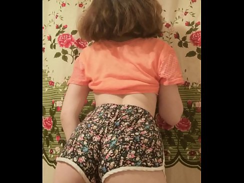 ❤️ Gadis muda seksi menanggalkan celana pendeknya di depan kamera ❤ Porn buatan sendiri pada kami ️