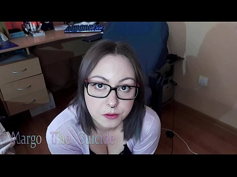 ❤️ Sexy Girl with Glasses Sucks Dildo Deeply on Camera ❤ Porn buatan sendiri pada kami ️